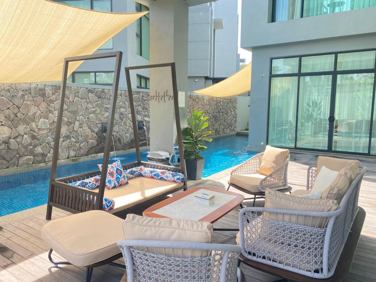 Molly Luxury Private Pool Bungalow茉莉的家豪华私人泳池别墅 Pantai Cenang  Exterior foto
