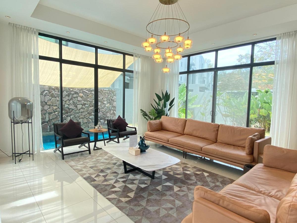 Molly Luxury Private Pool Bungalow茉莉的家豪华私人泳池别墅 Pantai Cenang  Exterior foto